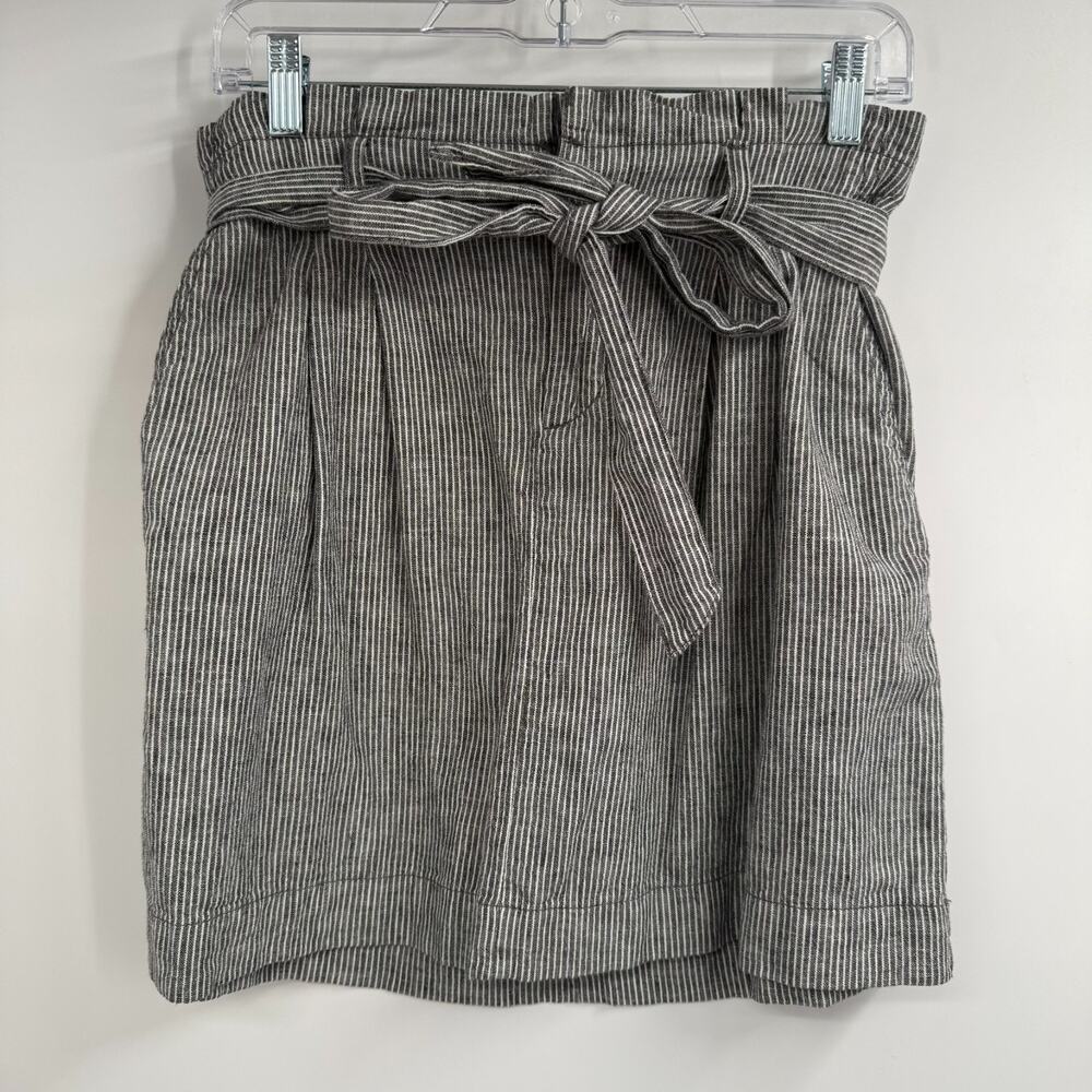 NWT LOFT Striped Paperbag Linen Mini Skirt Womens 4 Gray White Tie Waist Pockets